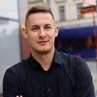 Фото клиента, оставившего отзыв о гадалке Руслане